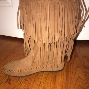 Rampage Moccasin Suede Brown String Boots Sz 9.5